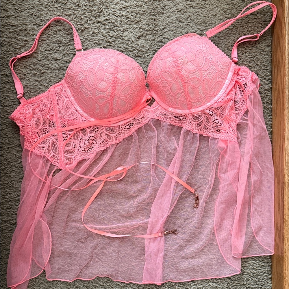 Victoria’s Secret 36D Pink Lace Lingerie Set